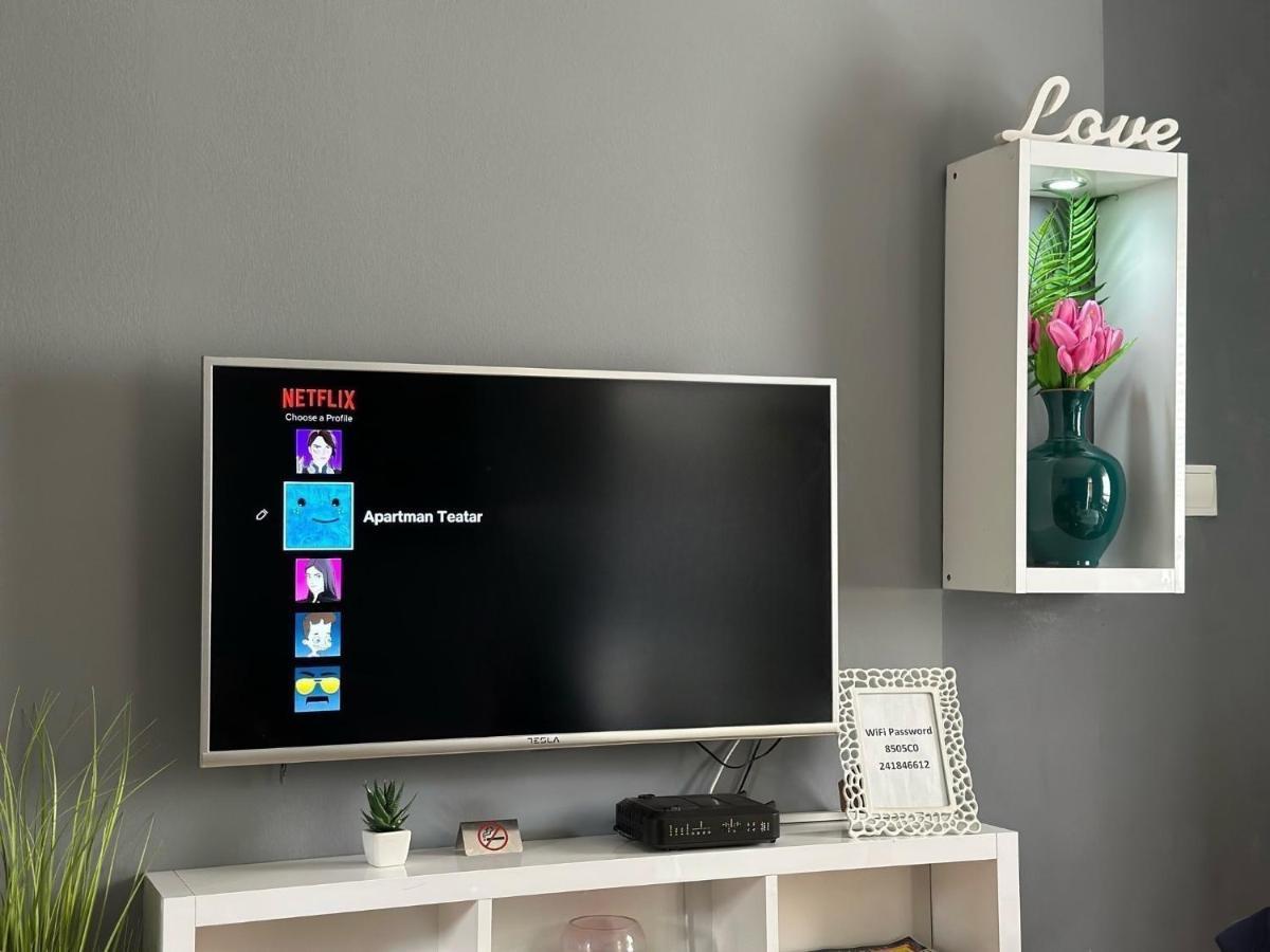 Apartment Teatar Тузла Екстер'єр фото